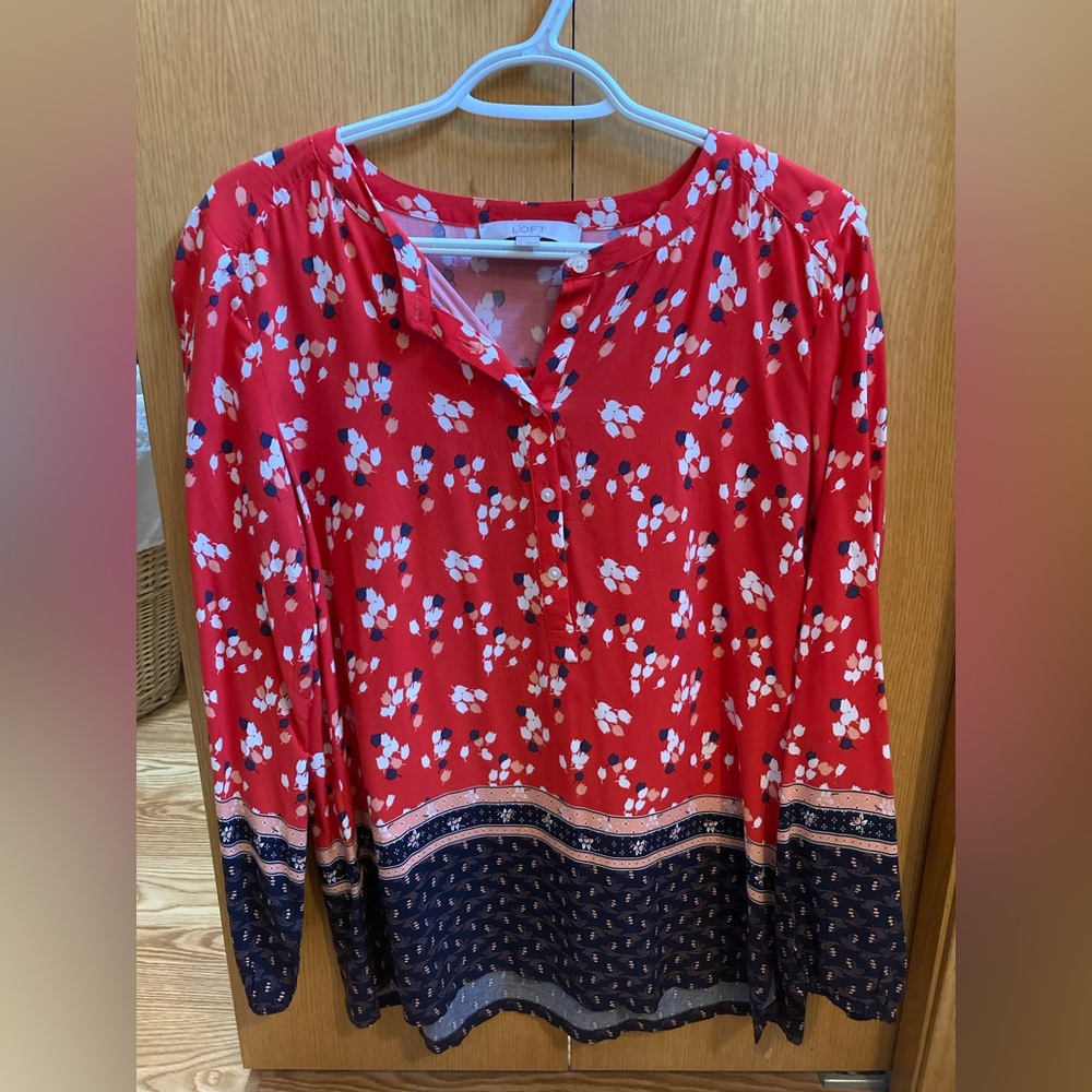 LOFT red floral tunic